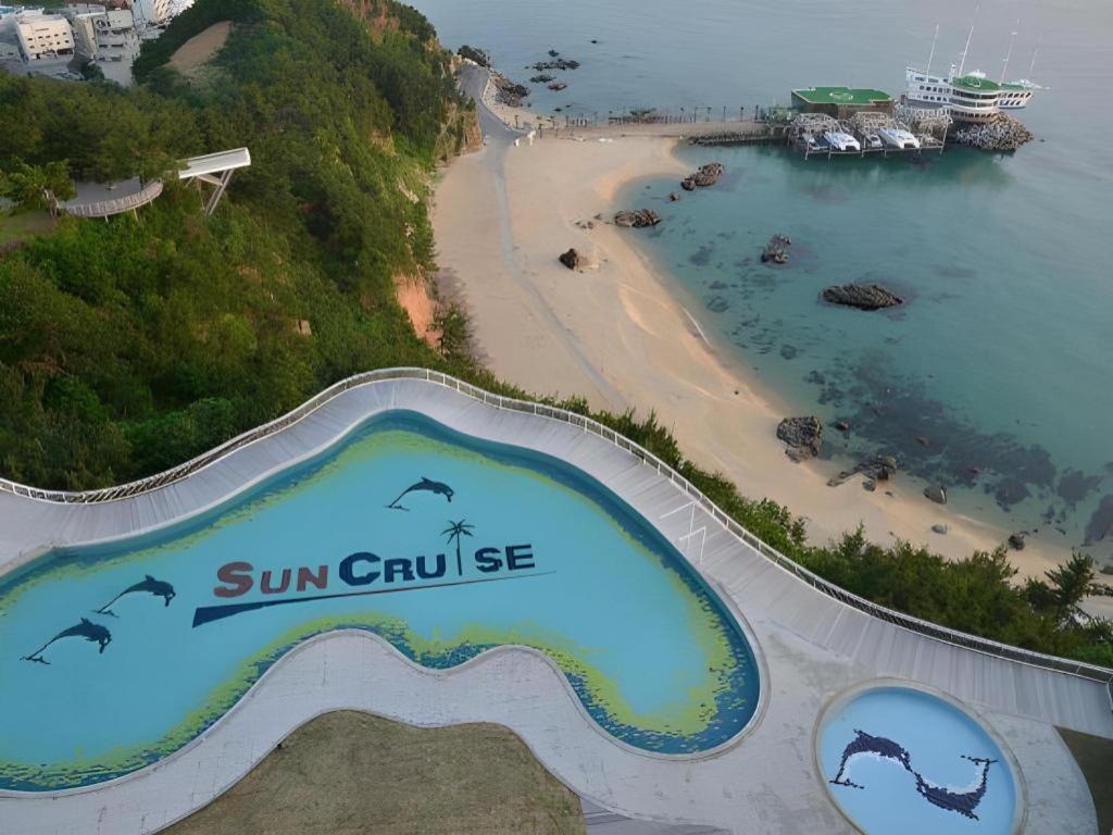 Sun Cruise Resort And Yacht Kosong-dong Luaran gambar